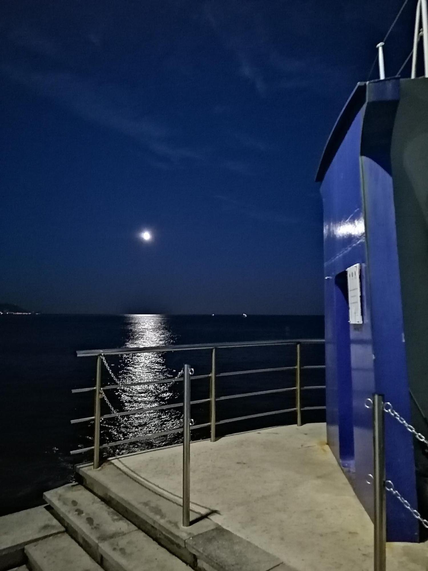 Appartamento Loano Climatizzato Mt 650 Dal Mare Exteriör bild